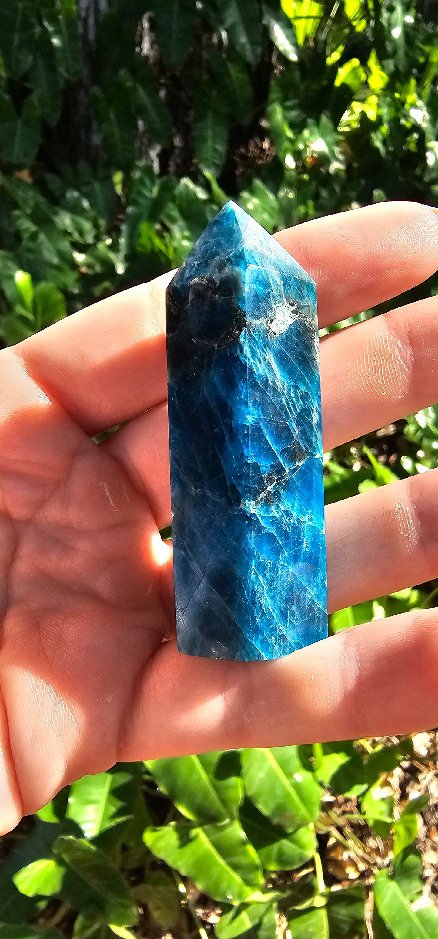 Blue Apatite Obelisk Crystal (6-8cm/2.7"-3.1")